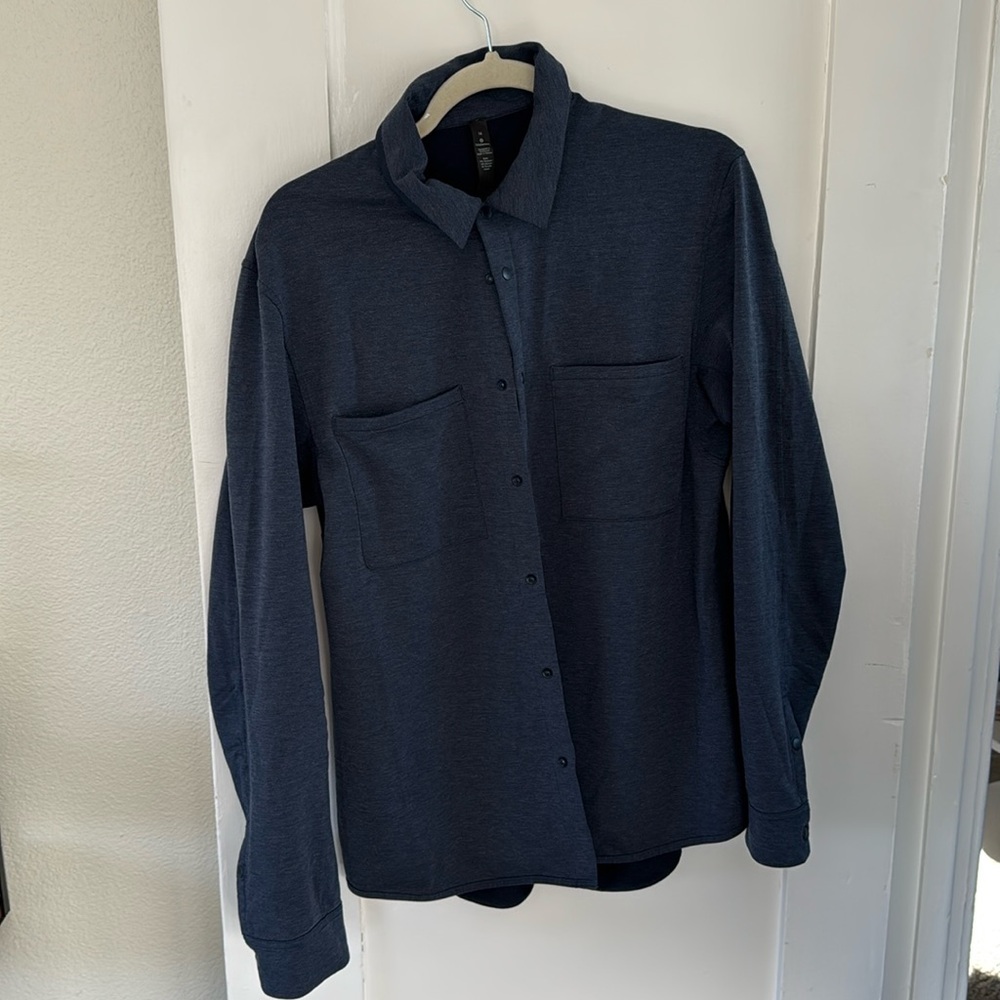 Lululemon pop shirt blue rare